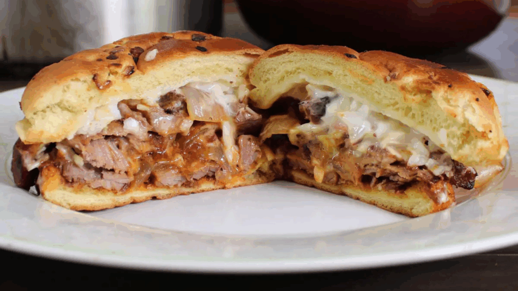 smartcookingtips-buc-ees-brisket-sandwich-3